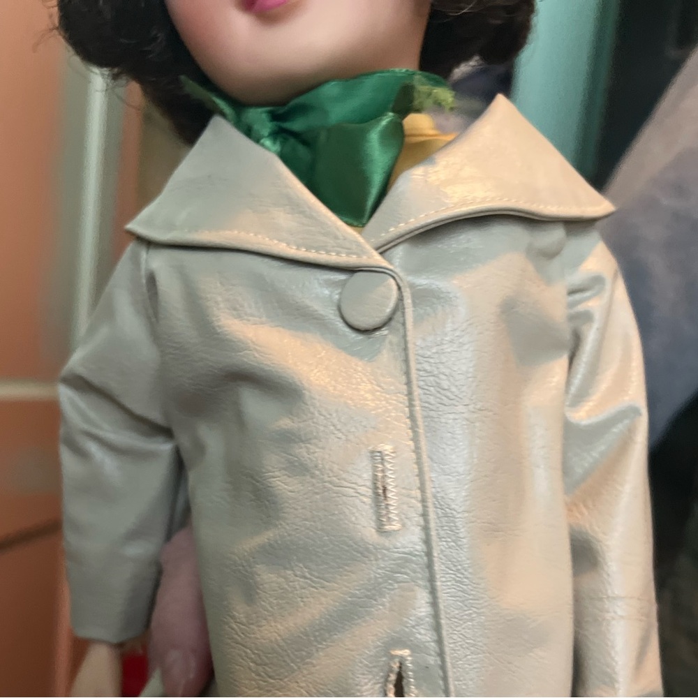 Madame Alexander Doll W:Cream Coat and Green Scarf you can offer for one or both - Picture 4 of 16